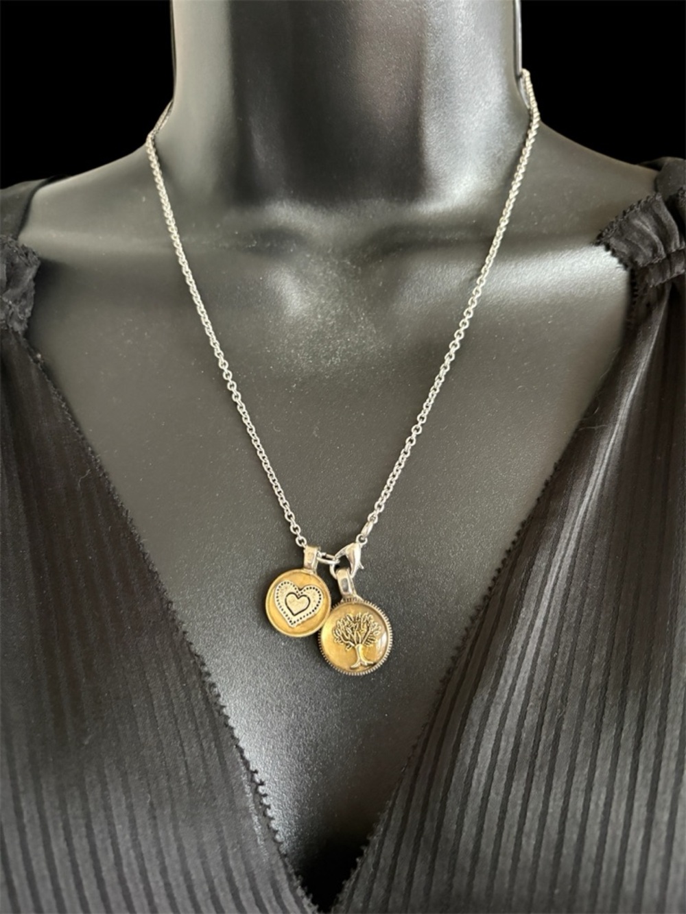 🌳💟ARTISAN Necklace w/ Heart & Tree of Life Charms on 20” Chain - Picture 2 of 9